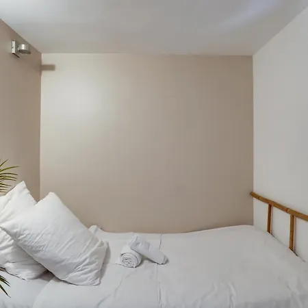 شقة Spacious, Bright And Beautifully Decorated Flat In Heart Of Marais Short Walk To Picaso Museum باريس