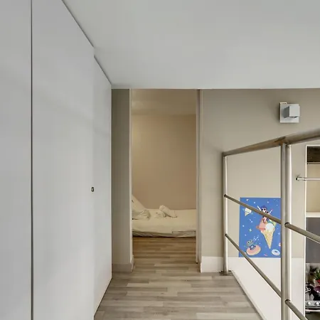 Spacious, Bright And Beautifully Decorated Flat In Heart Of Marais Short Walk To Picaso Museum شقة